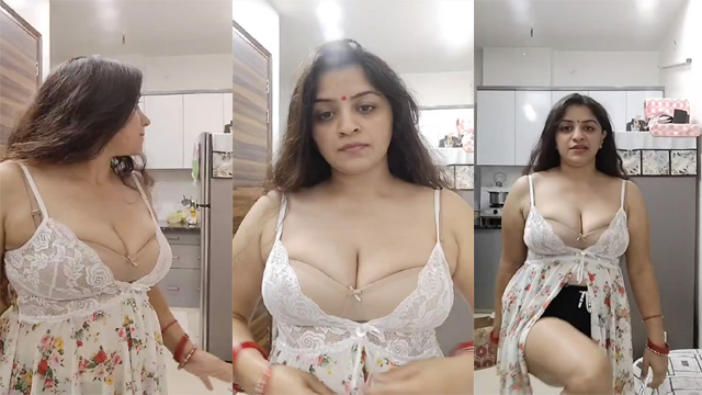 Vandana Pathak aka Me Mrs  Vandana – Instagram Exclusive Live Update
